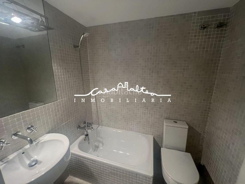 Foto c591df1e-601a-4e62-a189-7da56fd6f838. Zweistöckige wohnung mit parking in Pueblo-Ubanizaciones Alfàs del Pi (l´)