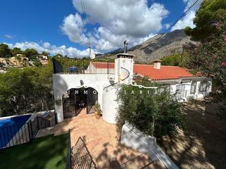 Chalet en Altea la Vella. En venta increíble villa de 5 dormitorios en altea la vella