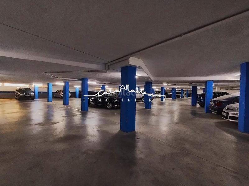 Foto 5ab52f48-8960-443c-b402-550353eafd85. Alquiler parking coche en alquiler gran plaza de garaje céntrica en Altea