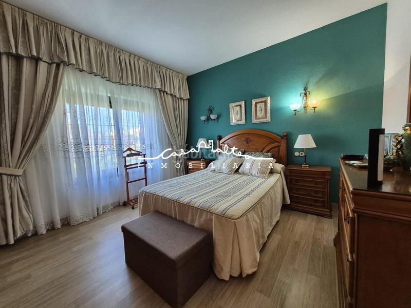 Foto 28c2993e-83a5-4ded-bf68-2250b066680f. Chalet avec parking piscine dans Coloma Nucia (la)