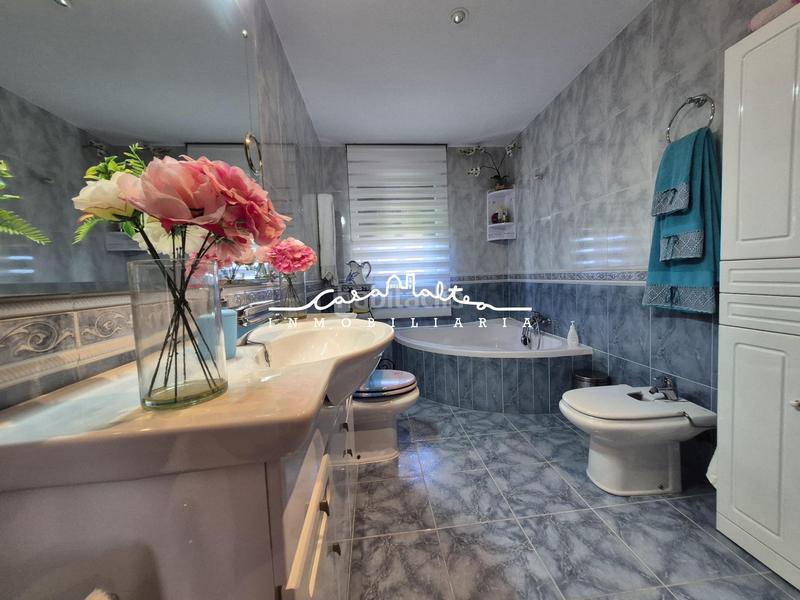 Foto 34166a5c-55ee-4747-9918-59244c0b5c23. Chalet avec parking piscine dans Coloma Nucia (la)