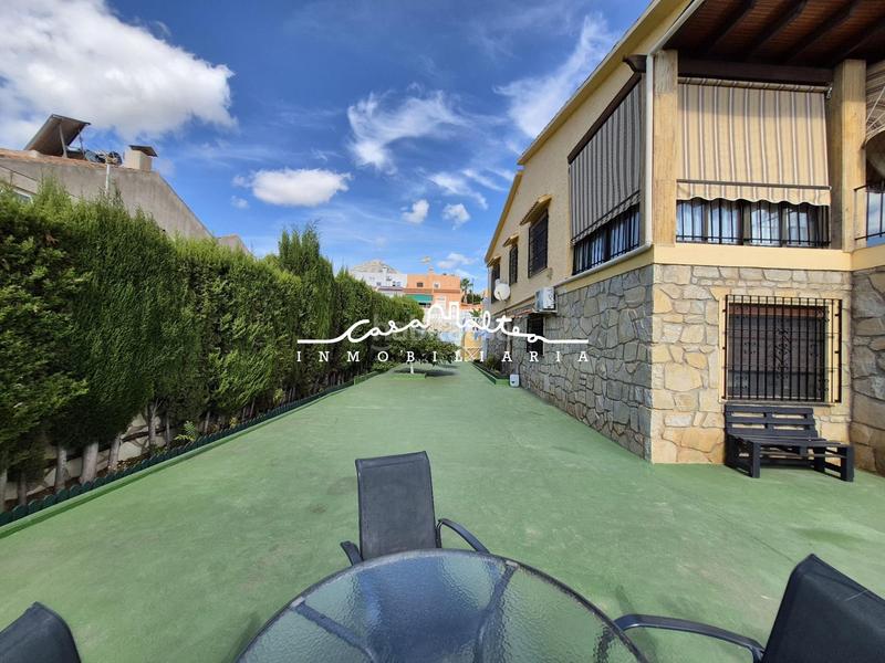 Foto 4955116f-d2c3-4f5b-ba70-889833674578. Chalet avec parking piscine dans Coloma Nucia (la)