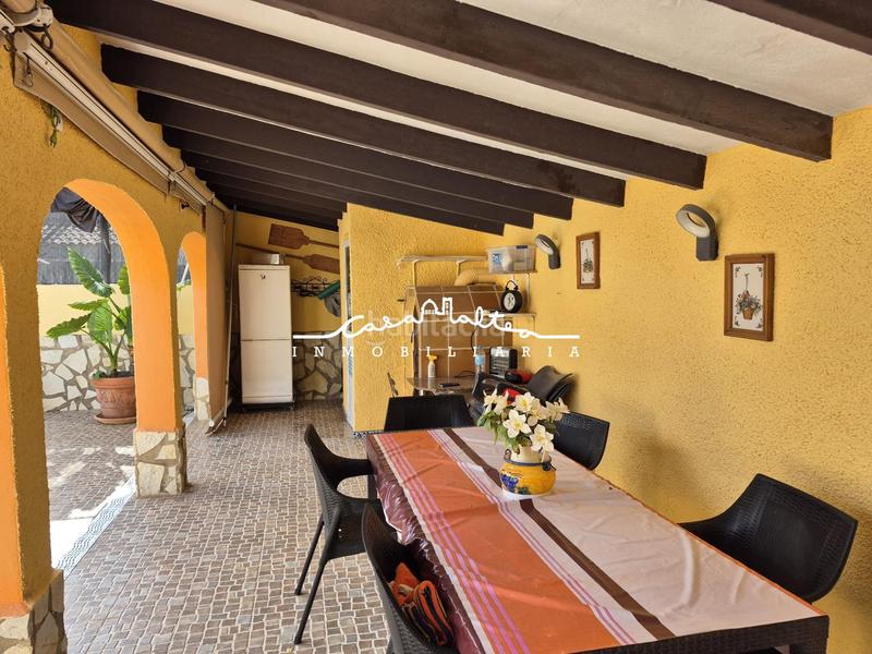 Foto 8ddb6782-3c34-44bf-ab19-618ecd9cbd8f. Chalet avec parking piscine dans Coloma Nucia (la)