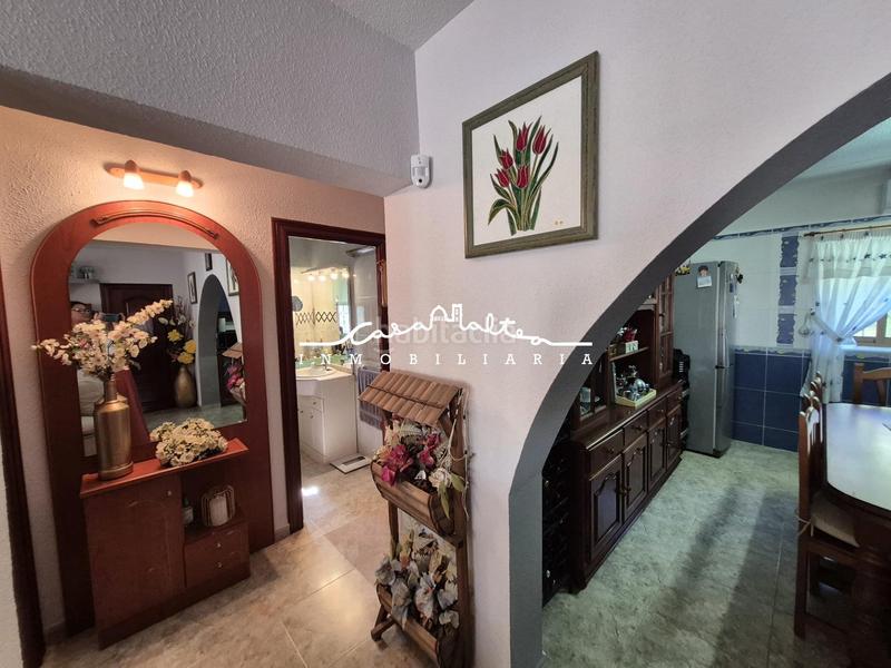 Foto 97a04835-46ed-4c21-be13-37e1c21bed86. Chalet avec parking piscine dans Coloma Nucia (la)