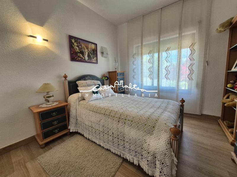 Foto aa7714e9-61e3-4577-8bad-0e5c6dab932c. Chalet avec parking piscine dans Coloma Nucia (la)