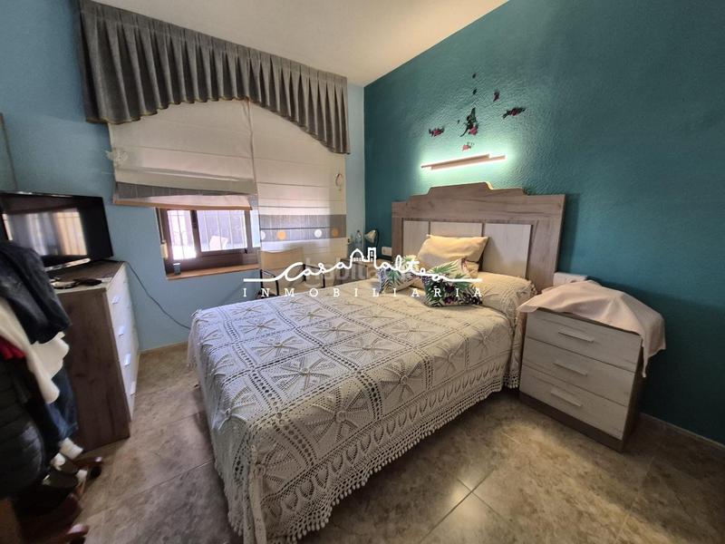 Foto ca7198a0-deef-4d65-a5ea-29e4039ab324. Chalet avec parking piscine dans Coloma Nucia (la)