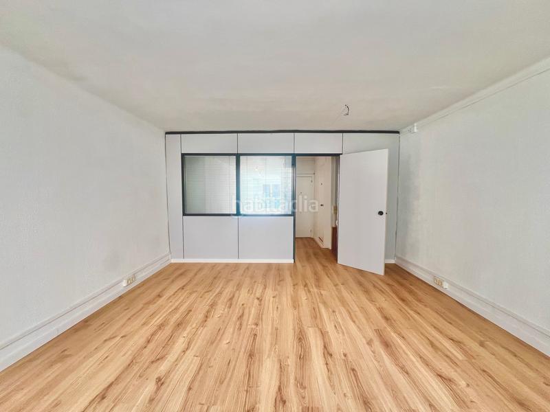 Foto 45af204f-cda8-4696-a1f1-075dc44b9ce0. Location local commercial dans Centre Cornellà de Llobregat