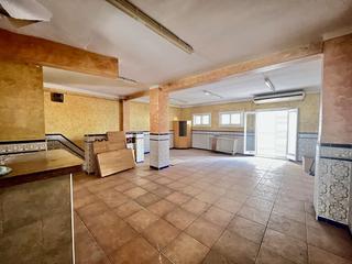 Local Comercial en La Gavarra