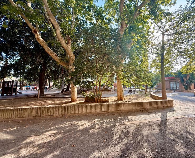 Foto d78e151b-e432-4870-907b-4b0d9ad749d1. Locale commerciale in Passeig Maragall Gavà