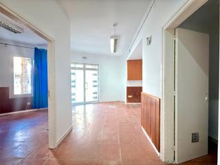 Erdgeschoss  Avinguda del parc. Planta baja con entrada independiente y terraza