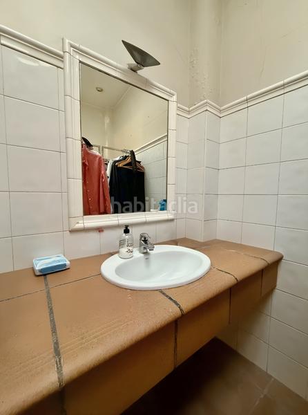 Foto 6c6c8f06-7874-4030-94ef-00116187eaee. Lloguer local comercial a La Gavarra Cornellà de Llobregat