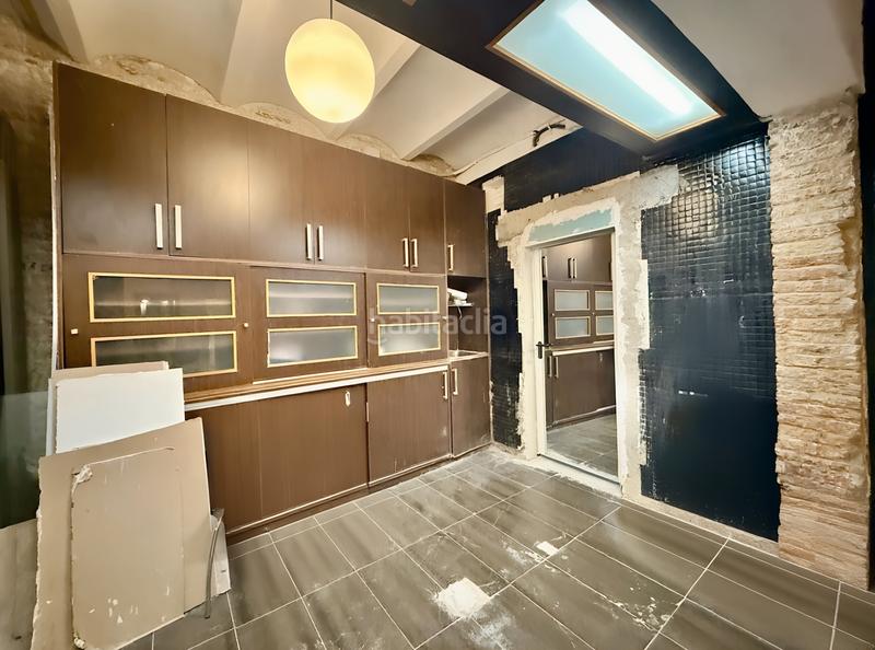 Foto 8da55096-bd31-43aa-b7cf-ce277aa09c92. Lloguer local comercial a La Gavarra Cornellà de Llobregat