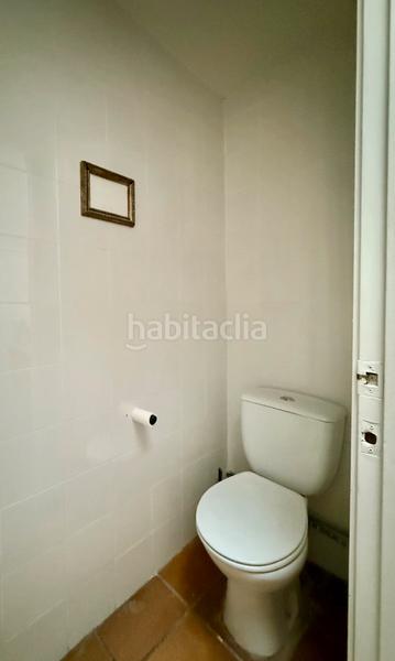 Foto 8caccb86-3825-4fe8-8b4e-597c371d7ecd. Location local commercial dans La Gavarra Cornellà de Llobregat