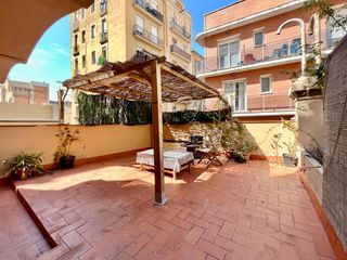 D�plex  Carrer de sant medir. Espectacular d�plex con terraza en el coraz�n de sants