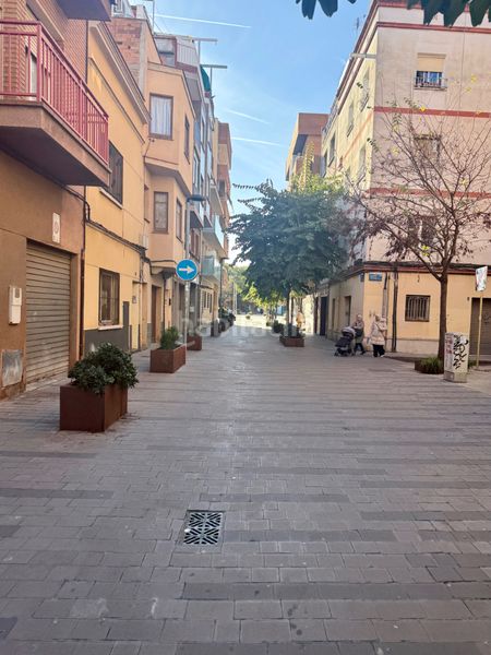 Foto 10038f9f-9b22-44d3-9169-50af961d1215. Edifici a Riera Cornellà de Llobregat