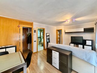 Appartement  Carrer del molí. Piso en el centro de molins