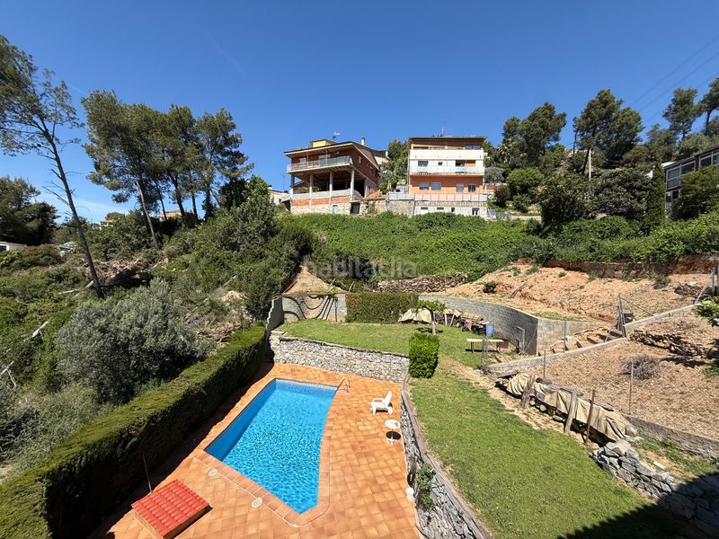 Foto 8a71740b-c1d4-4b52-83bb-85047c8c664b. Casa amb xemeneia calefacció aparcament piscina a Torrelles de Llobregat