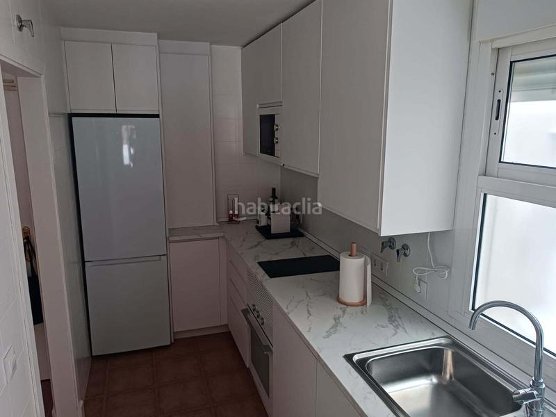 Foto d603731d-3c88-43b3-9f5f-bae4876b5b0c. Alquiler apartamento en calle juan de la cosa 8 apartamento en Rota