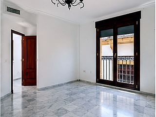 Lloguer Pis  Plaza del progreso 3. Piso de 2 dormitorios con garaje en pleno centro histórico de je