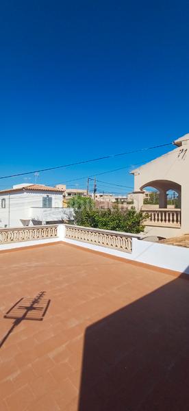 Foto fac349eb-3c9a-49e9-8ead-c93338fa6ae5. Location maison jumelée dans Campos