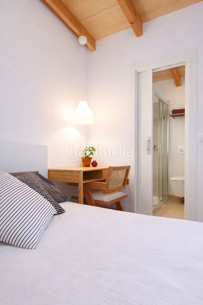 Foto c4f4e6c4-2558-4f68-bef5-2a1856faebae. Xalet amb xemeneia a Son Espanyolet Palma de Mallorca