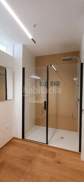 Foto b3085a53-c6f7-47d9-870b-b3f58d821293. Pis amb xemeneia aparcament a Son Armadams Palma de Mallorca