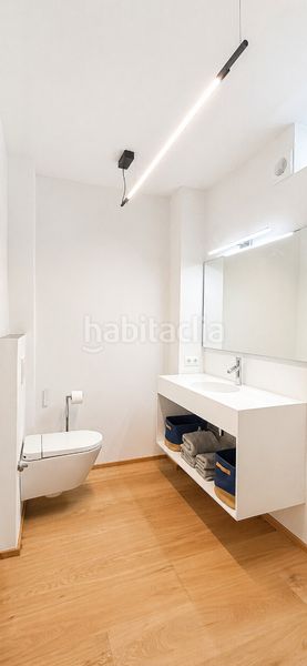 Foto eb7827e4-c3e3-40d5-9a14-185d524eaad2. Pis amb xemeneia aparcament a Son Armadams Palma de Mallorca
