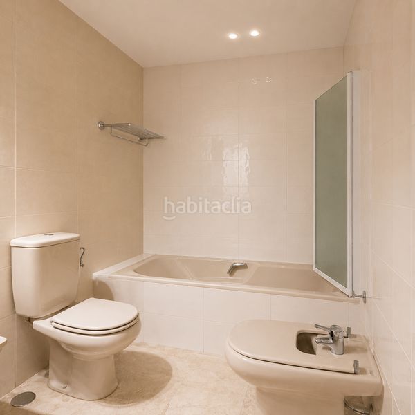 Foto b8484a5d-e768-4ab6-aa3c-89d8756159ad. Pis amb calefacció aparcament a Cas Capiscol Palma de Mallorca