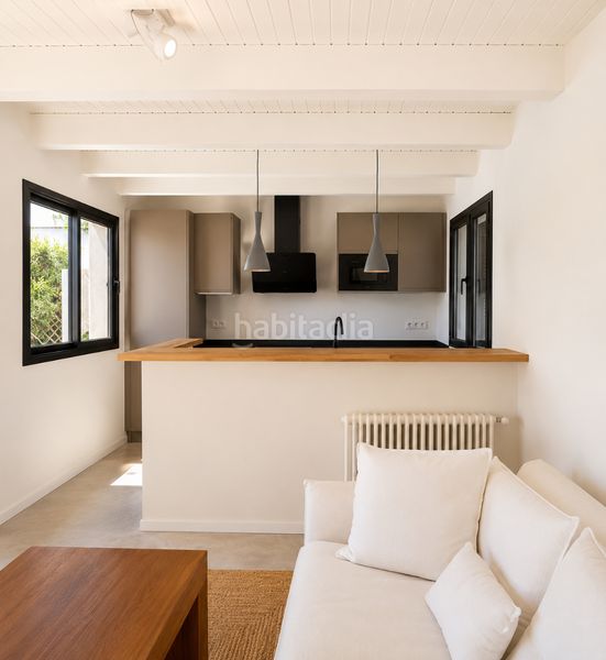 Foto 77936c5f-6f08-41f5-bbfe-0d9e738c19ce. Casa amb calefacció aparcament piscina a Gènova Palma de Mallorca