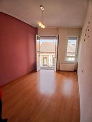 Pis  Calle filiberto villalobos. Piso en venta o alquiler en filiberto villalobos (guijuelo)