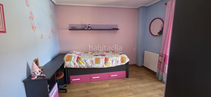 Foto f47e5c97-7d43-4b37-99de-b47d185e799d. Casa amb calefacció a Cabeza de Béjar (La)