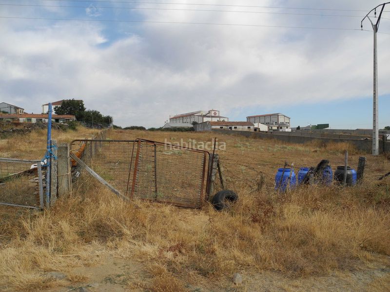 Foto b059d1e1-1872-46bd-98ec-1ff66bfb60cd. Terreny residencial a Guijuelo