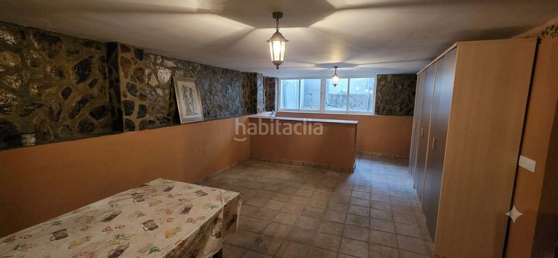 Foto ab0fe792-5124-411c-8b5a-d903cb5c5b5f. Xalet a Guijuelo
