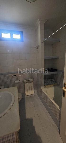 Foto d6f5d8c7-a7f1-4b3c-afca-7d9a4947ec86. Xalet a Guijuelo