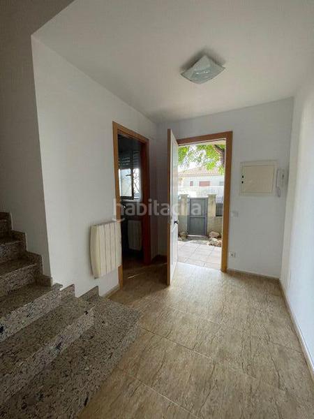 Foto f2d181be-07e6-40fc-8c5a-2ae4e8fa9732. Semi detached house with heating parking in La Ràpita Santa Margarida i els Monjos