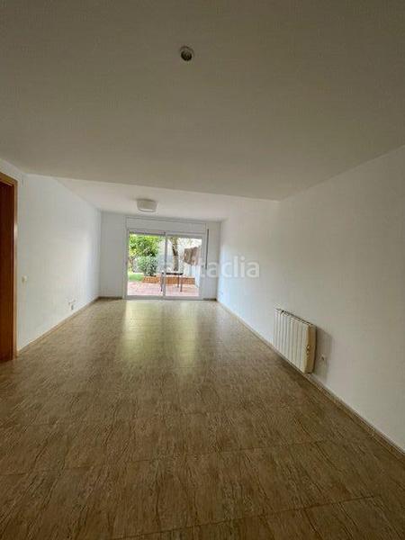 Foto f5b76b61-a1f9-4512-8bc1-dc5c72da024a. Semi detached house with heating parking in La Ràpita Santa Margarida i els Monjos