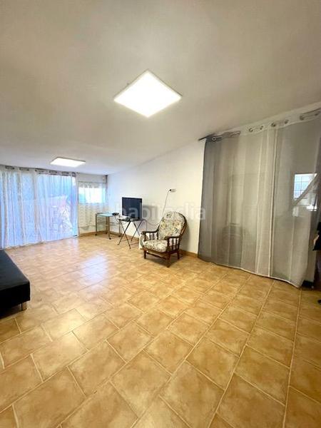 Foto 88749ca3-affc-4030-aefa-47bdfd297db5. Country house with parking in Pontons