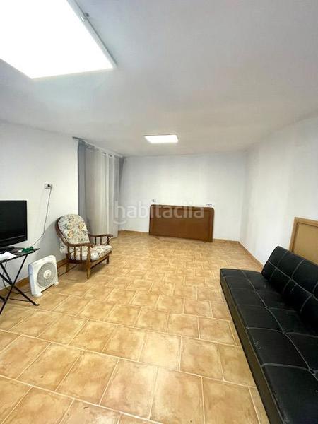 Foto 99510920-1d11-445a-8003-a5a59b65d7dd. Country house with parking in Pontons