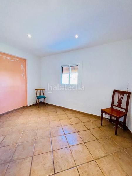 Foto 18688752-c55a-4486-9e3b-2db62fcada23. Haus mit parking in Pontons