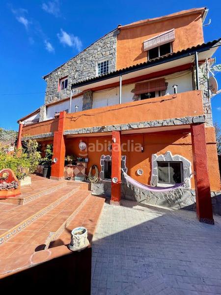 Foto 23d0edd6-47c1-4937-b175-2799abfcb364. Haus mit parking in Pontons