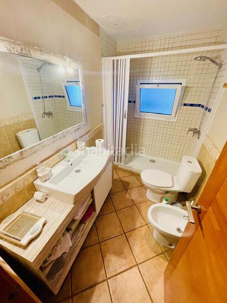 Foto 24b1858e-80f9-4001-b8b1-236e4df589e8. Haus mit parking in Pontons