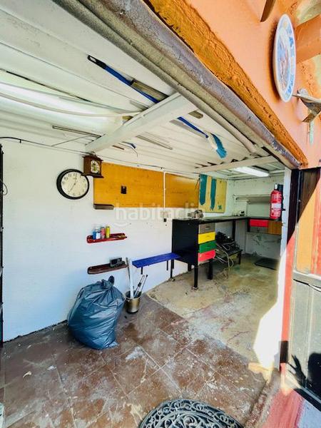 Foto 2d1b8343-fa06-4015-a12b-63352a728551. Haus mit parking in Pontons