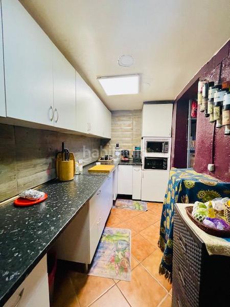 Foto c859245a-b012-4b52-a2fa-c70a8e0ee99c. Haus mit parking in Pontons