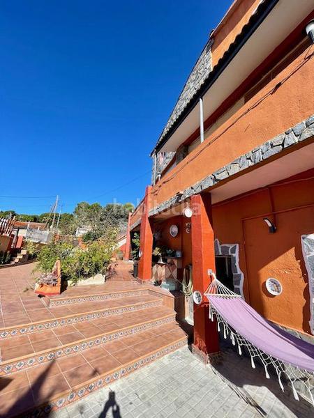 Foto d494fa9d-9453-4bda-9028-24e5c564458e. Haus mit parking in Pontons