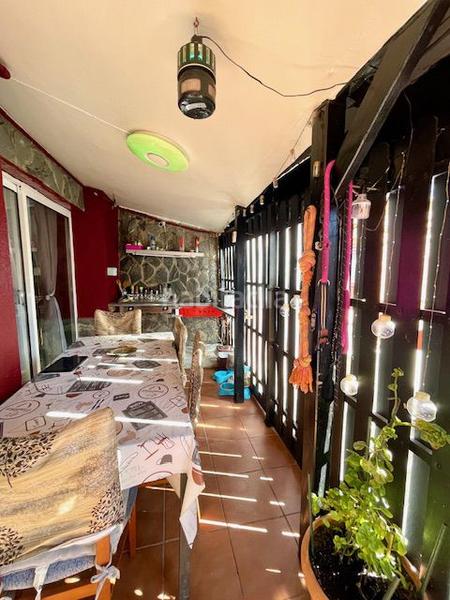 Foto f73ffe8b-1800-471e-a988-3be5a65fb861. Haus mit parking in Pontons