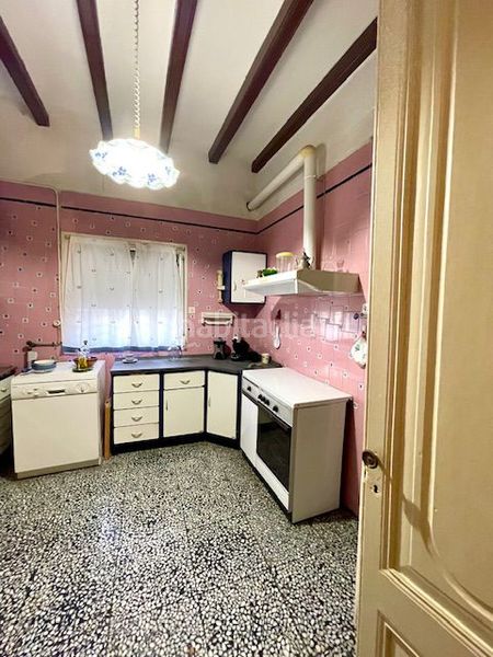 Foto 0ac37879-91b0-410b-ab97-a6fcc1e3578b. Edifici a Sant Julià Vilafranca del Penedès