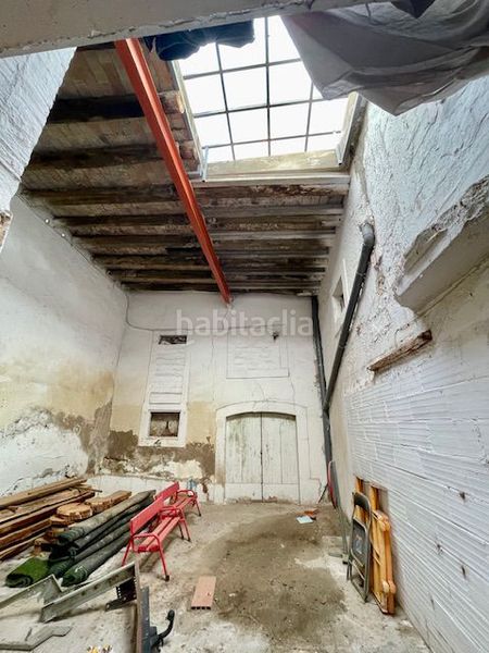 Foto a3a0e4f0-7011-4385-80f9-904389f9b476. Edifici a Sant Julià Vilafranca del Penedès