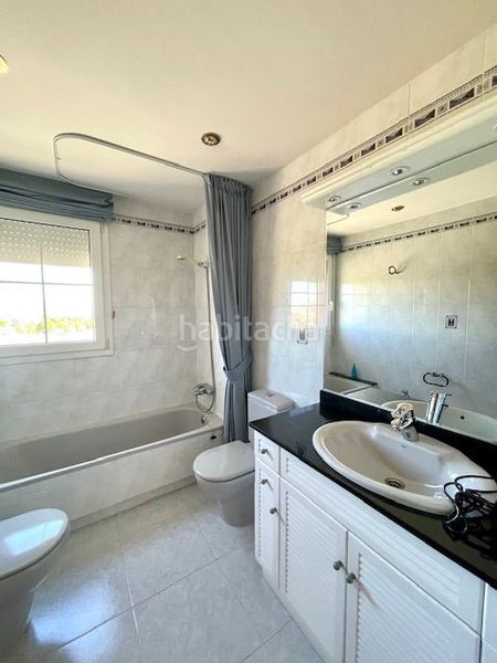 Foto 2cedac24-83ba-41c7-bf63-2073177281f6. Casa amb calefacció aparcament a Olèrdola