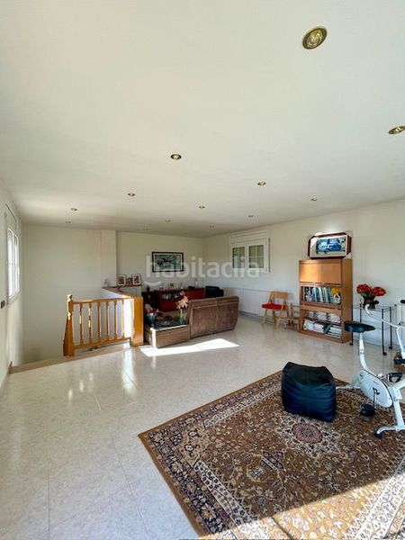 Foto 43740d05-b38e-45ca-a3e0-19b7643741e9. Casa amb calefacció aparcament a Olèrdola