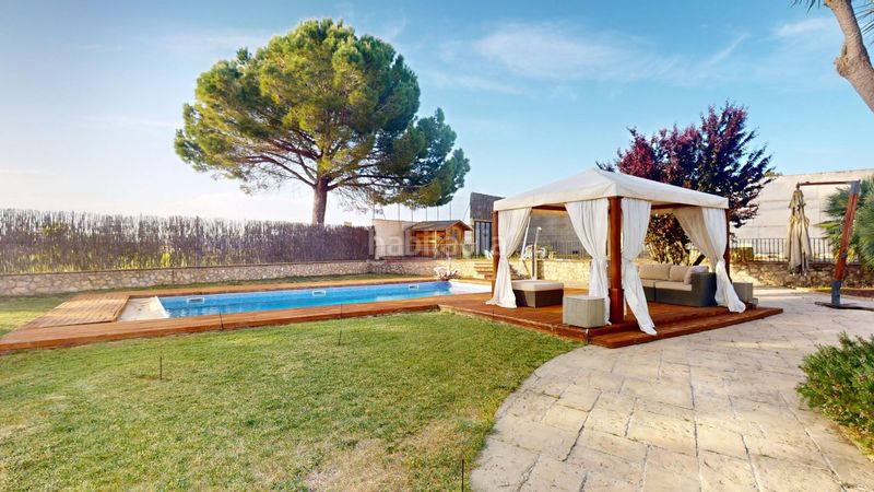 Foto a4e40954-2749-4592-bd08-3d1e193cde08. Casa amb calefacció aparcament a Granada (La)